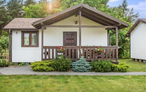 Beautiful Home In Bobolin